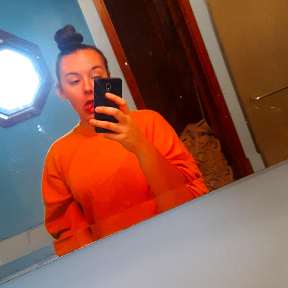 Meet your Posher, Holli